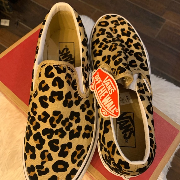 Vans Women's Leopard Slip-On Sneakers - Picture 3 of 10